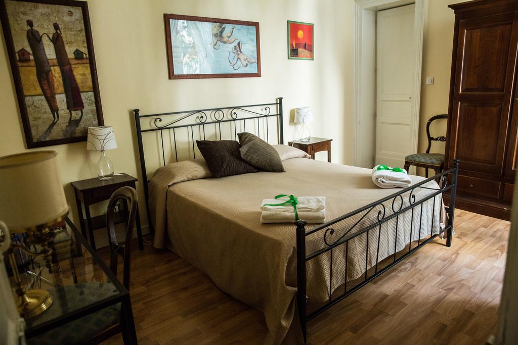 Casa Elide Bed & Breakfast Catania Exterior photo