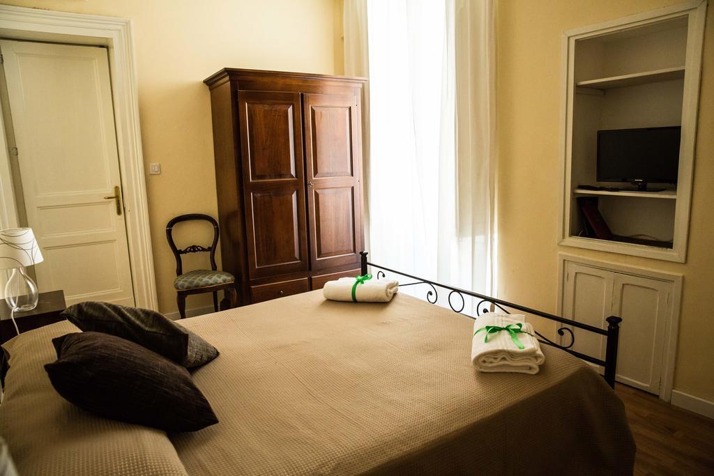 Casa Elide Bed & Breakfast Catania Exterior photo